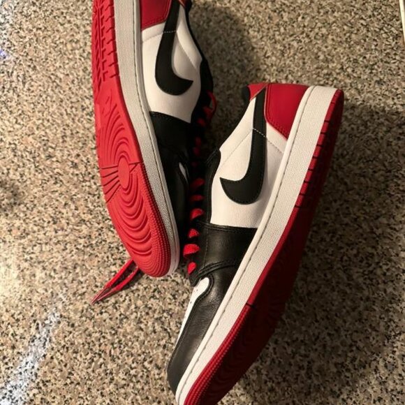 Nike Air Jordan 1 Low OG Black Toe 2023 Shoes CZ0790-106 - Picture 7 of 8